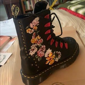 Dr Martens